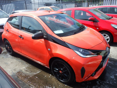 Toyota AYGO 1.0 VVT-i x-cite