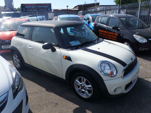 MINI Hatch 1.6 One D Hatch