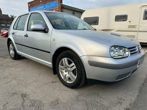 Volkswagen Golf  1.6 MATCH 5d 103 BHP