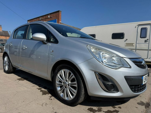 Vauxhall Corsa  1.4 16V SE Hatchback 5dr Petrol Manual Wide Ratio 
