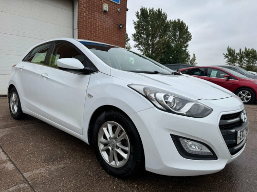Hyundai i30  1.6 CRDi Blue Drive SE Hatchback 5dr Diesel Manual