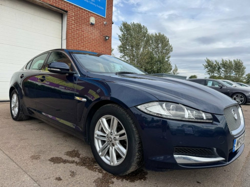 Jaguar XF  3.0d V6 Luxury Saloon 4dr Diesel Auto Euro 5 (s/s)