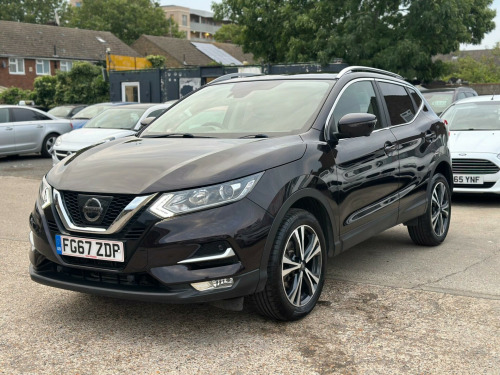 Nissan Qashqai  1.2 DIG-T N-Connecta XTRON Euro 6 (s/s) 5dr