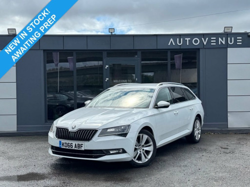 Skoda Superb  2.0 TDI SE L Executive Estate 5dr Diesel Manual Eu