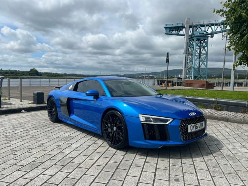 Audi R8  5.2 V10 PLUS QUATTRO 2d 602 BHP Full Service Histo