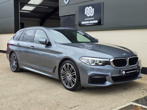 BMW 5 Series  2.0 520D M SPORT TOURING MHEV 5d 188 BHP 1 OWNER -