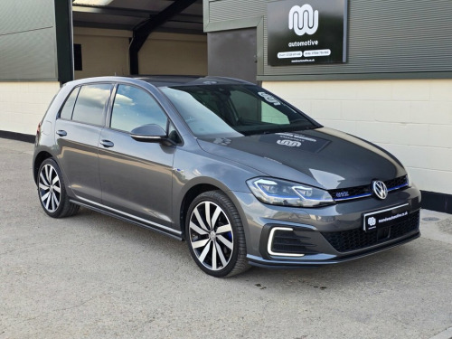Volkswagen Golf  1.4 TSI 8.7kWh GTE Advance Hatchback 5dr Petrol Pl