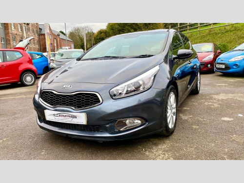 Kia ceed  1.6 CRDi EcoDynamics 3 Hatchback 5dr Diesel Manual