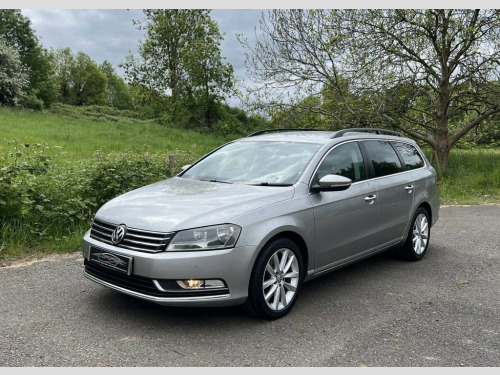 Volkswagen Passat  2.0 TDI BlueMotion Tech Executive Estate 5dr Diese