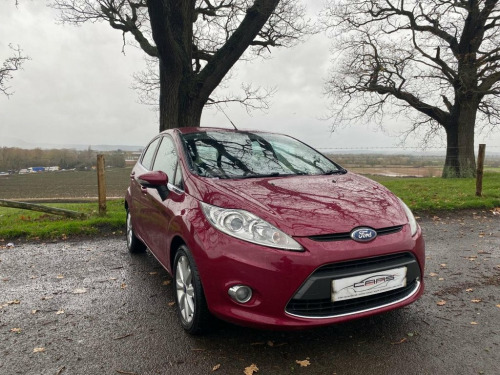 Ford Fiesta  1.4 TDCi Zetec Hatchback 5dr Diesel Manual (110 g/ 