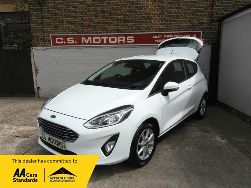 Ford Fiesta  1.0T EcoBoost Zetec Euro 6 (s/s) 3dr