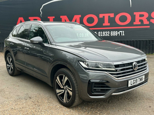 Volkswagen Touareg  3.0 TSI V6 R-Line Tech Tiptronic 4Motion Euro 6 (s/s) 5dr
