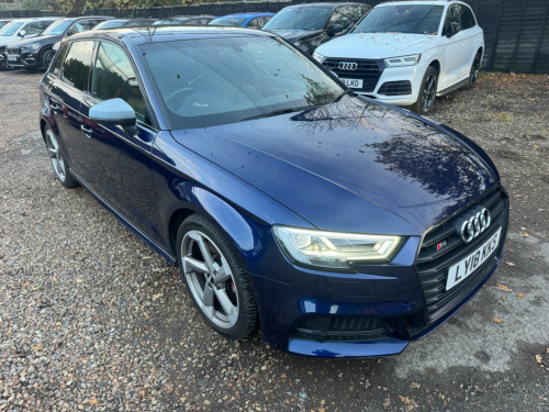 Audi S3  2.0 TFSI Black Edition Sportback S Tronic quattro Euro 6 (s/s) 5dr