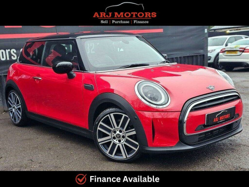 MINI Hatch  1.5 Cooper Exclusive Steptronic Euro 6 (s/s) 3dr 