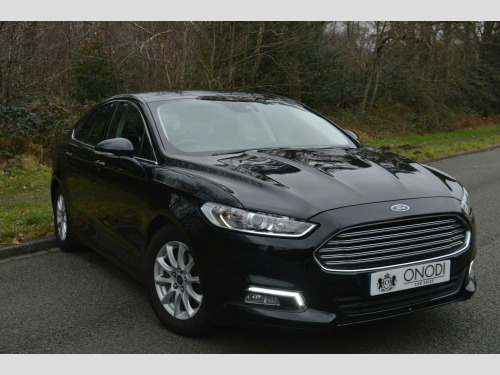 Ford Mondeo  1.5 TDCi ECOnetic Zetec Hatchback 5dr Diesel Manual Euro 6 (s/s) (120 ps)