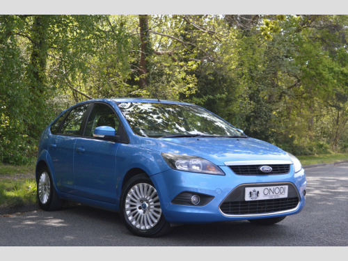 Ford Focus  1.8 Titanium Hatchback 5dr Petrol Manual (169 g/km, 123 bhp)