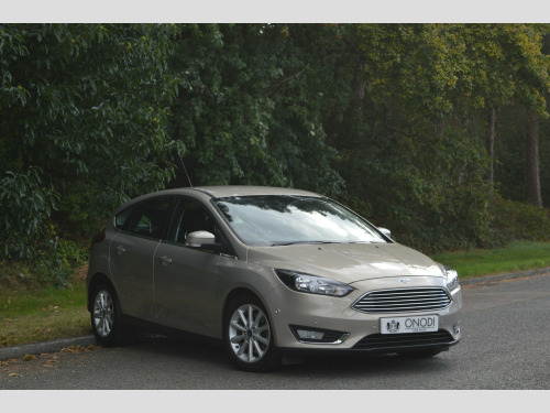 Ford Focus  1.5T EcoBoost Titanium Hatchback 5dr Petrol Auto Euro 6 (s/s) (150 ps)
