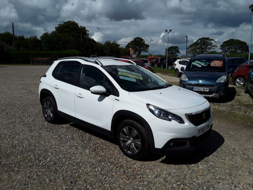 Peugeot 2008 Crossover  1.2 PureTech Signature