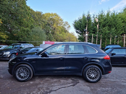 Porsche Cayenne  3.0 TD V6 Tiptronic 4WD Euro 5 (s/s) 5dr