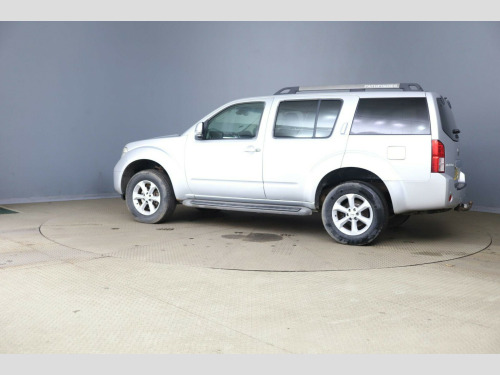 Nissan Pathfinder  2.5 dCi Aventura 5dr