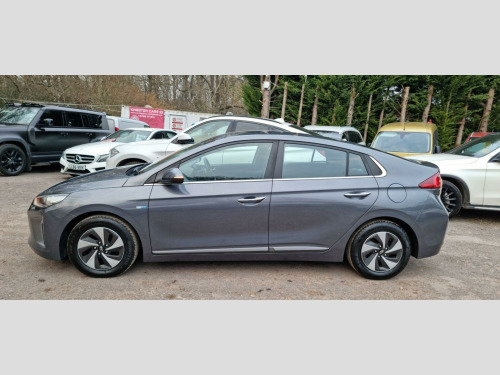 Hyundai IONIQ  1.6 h-GDi Premium DCT Euro 6 (s/s) 5dr