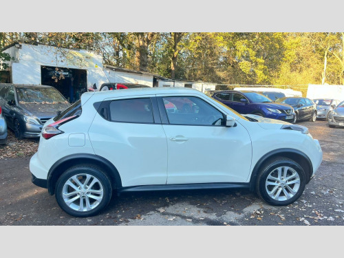 Nissan Juke  1.6 Acenta XTRON Euro 6 5dr 