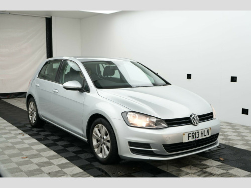 Volkswagen Golf  1.6 TDI BlueMotion Tech SE Euro 5 (s/s) 5dr 