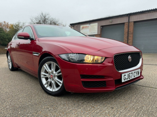 Jaguar XE  2.0i Prestige Auto Euro 6 (s/s) 4dr