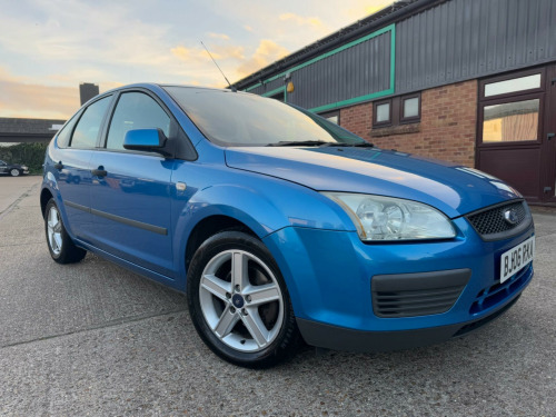 Ford Focus  1.6 LX 5dr