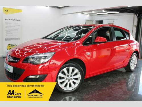 Vauxhall Astra  1.6 EXCLUSIV 5d 113 BHP LOW INSURANCE GROUP - GROU