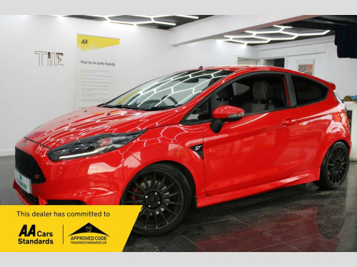 Ford Fiesta  1.6 ST-2 3d 180 BHP