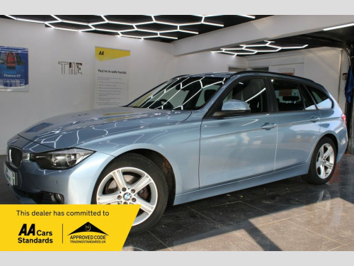 BMW 3 Series  2.0 320i SE Touring 5dr Petrol Auto Euro 6 (s/s) (