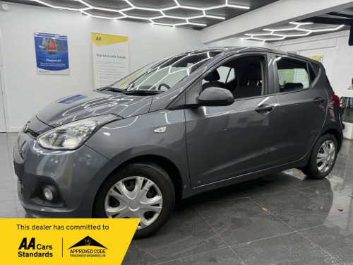 Hyundai i10  1.0 S Hatchback 5dr Petrol Manual Euro 5 (66 ps) *