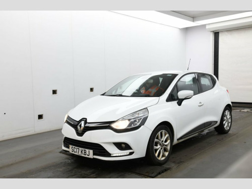 Renault Clio  0.9 TCe Dynamique Nav Hatchback 5dr Petrol Manual 