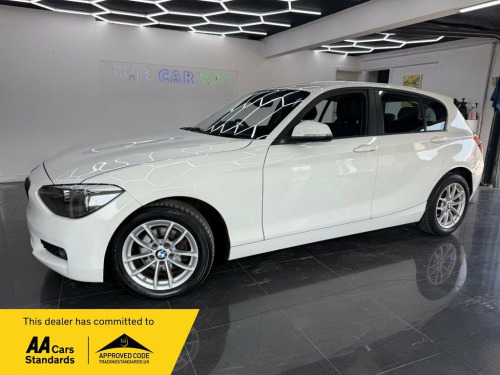 BMW 1 Series  2.0 116d SE Hatchback 5dr Diesel Auto Euro 5 (s/s)