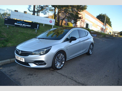 Vauxhall Astra  1.2 Turbo Griffin Edition Hatchback 5dr Petrol Manual Euro 6 (s/s) (145 ps)