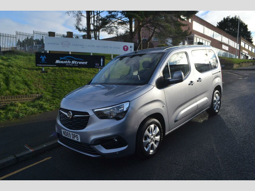 Vauxhall Combo  1.5 Turbo D BlueInjection Energy MPV 5dr Diesel Manual Euro 6 (s/s) (7 Seat