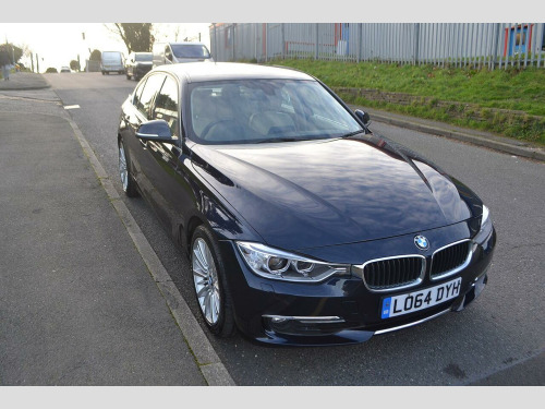 BMW 3 Series  3.0 330d Luxury Saloon 4dr Diesel Auto xDrive Euro 5 (s/s) (258 ps)