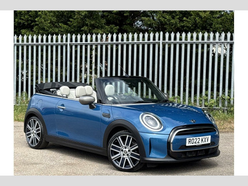 MINI Convertible  1.5 Cooper Exclusive Convertible 2dr Petrol Manual Euro 6 (s/s) (136 ps)