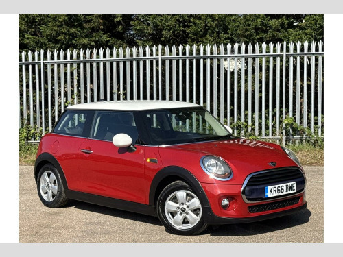 MINI Hatch  1.5 Cooper Hatchback 3dr Petrol Auto Euro 6 (s/s) (136 ps)