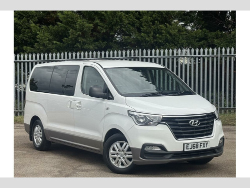 Hyundai i800  2.5 CRDi SE Nav MPV 5dr Diesel Auto Euro 6 (170 ps)