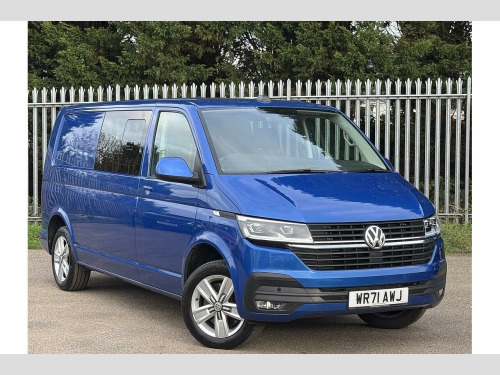 Volkswagen Transporter  2.0 TDI T32 Highline Kombi Double Cab 5dr Diesel DSG FWD LWB High Roof Euro