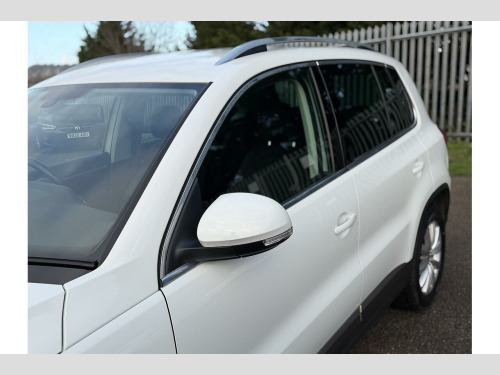 Volkswagen Tiguan  2.0 TDI BlueMotion Tech Match SUV 5dr Diesel Manual 2WD Euro 5 (s/s) (140 p