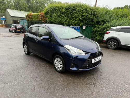 Toyota VITZ F