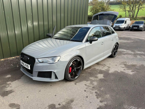 Audi RS3  2.5 TFSI Sportback S Tronic quattro Euro 6 (s/s) 5dr (Nav)