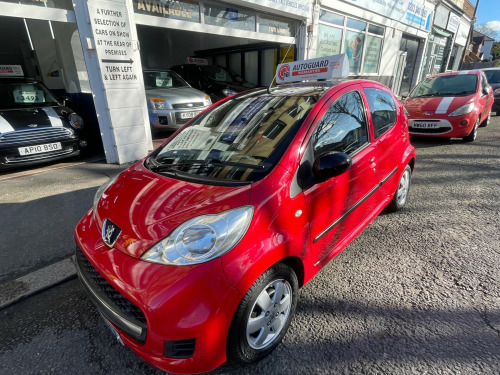 Peugeot 107  1.0 12V Urban Hatchback 5dr Petrol Manual Euro 4 (68 ps) 