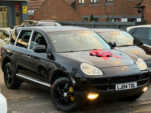 Porsche Cayenne  3.2 V6 Tiptronic S AWD 5dr 