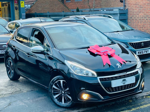 Peugeot 208  1.2 PureTech Allure Premium Euro 6 (s/s) 5dr