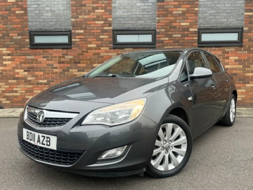 Vauxhall Astra  1.4 16v Exclusiv