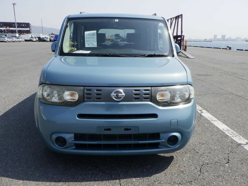 Nissan Cube  3 year warranty on this BABY